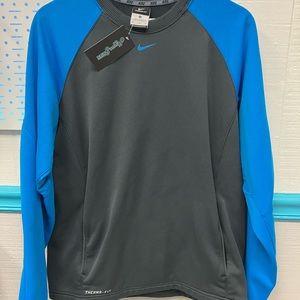 NIKE GREY BLUE
StReve SwEATShIRT
SIZE: MeDIUM